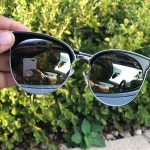 QUAY SUNGLASSES 👓🕶